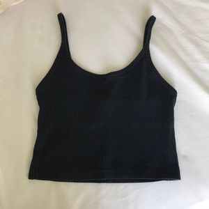 Black basic tank top